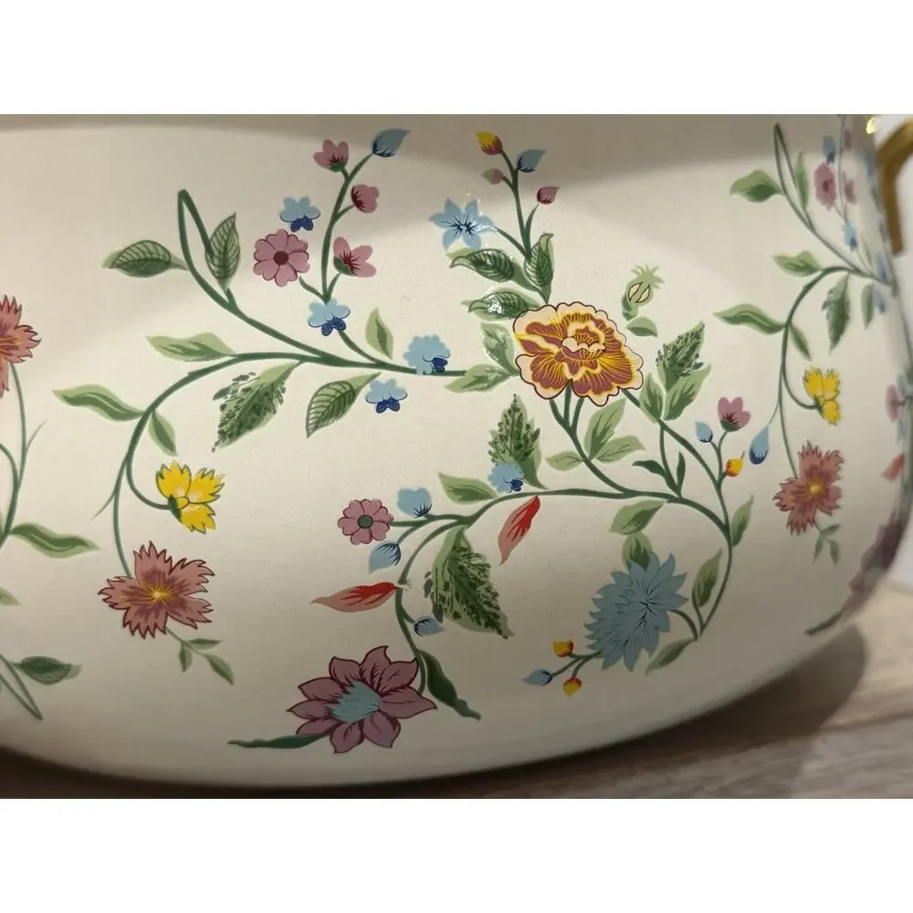 Alta Wildflower Patterned Enamel Pot w/glass lid and golden handle 3.75 Qt